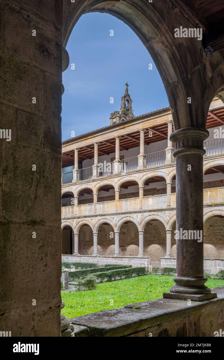 Monastero cistercense di Santa Maria de Valdedios, Villaviciosa, Asturie, Spagna Foto Stock