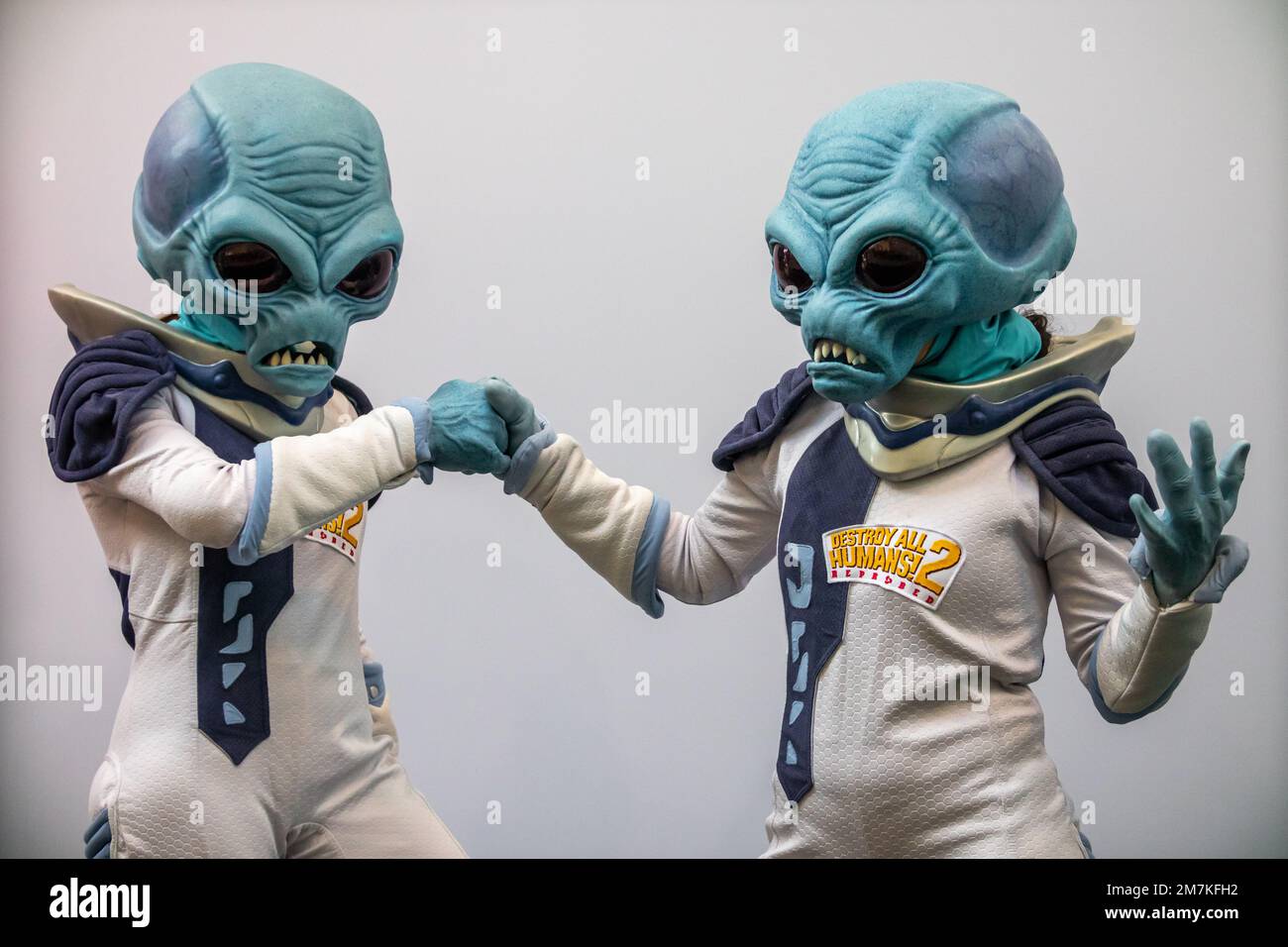 Costume alieno immagini e fotografie stock ad alta risoluzione - Alamy