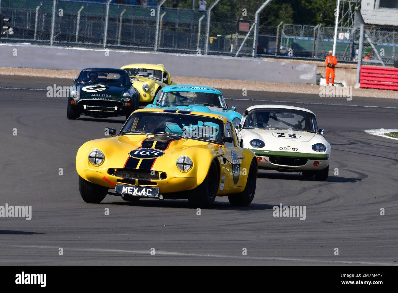 Charles Allison, Peter Thompson, TVR Griffith, Masters Historic Racing, International Trophy per Classic GT Cars Pre ’66, una gara di cinquanta minuti con una c Foto Stock