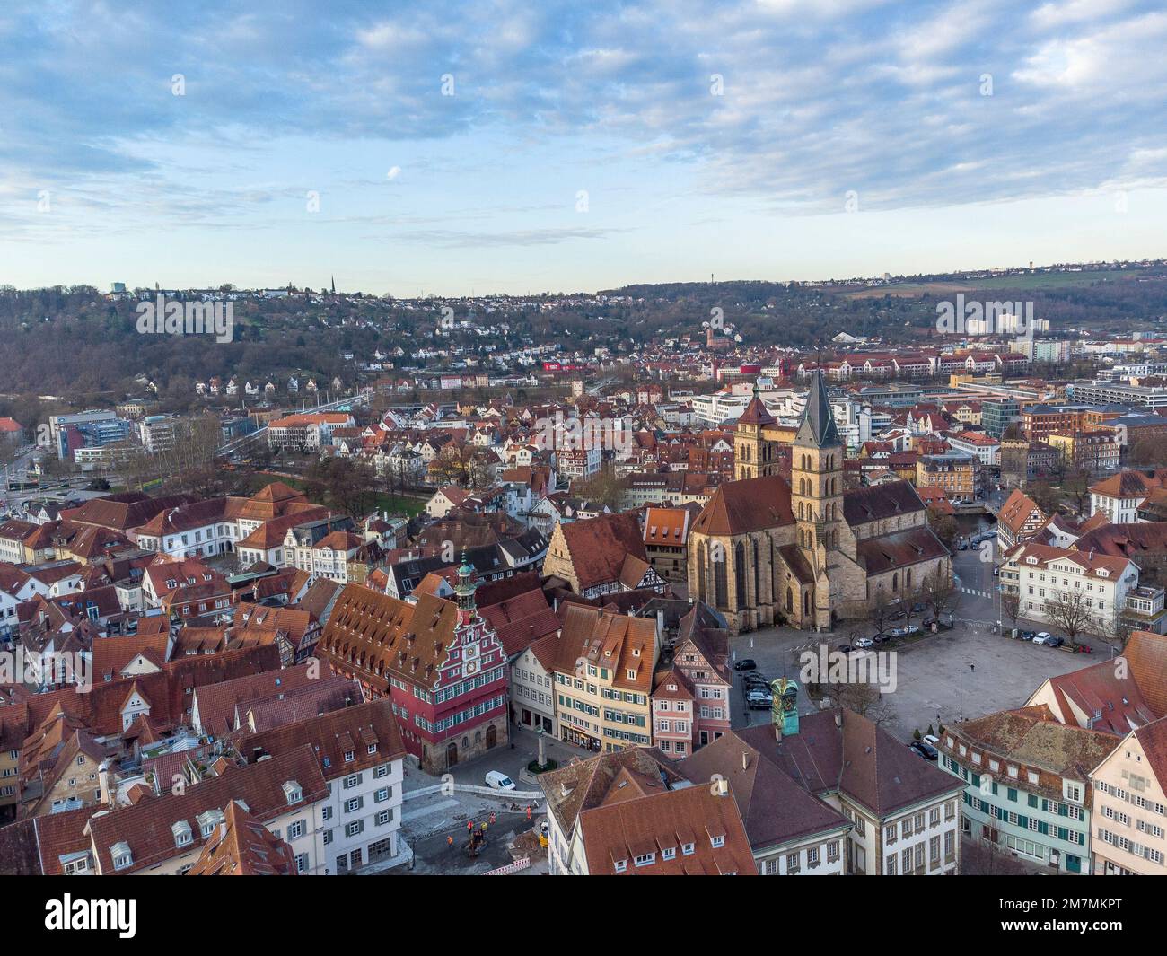 Europa, Germania, Germania meridionale, Baden-Wuerttemberg, Esslingen, Città vecchia di Esslingen con St. La chiesa di Dionys dalla vista dell'uccello Foto Stock