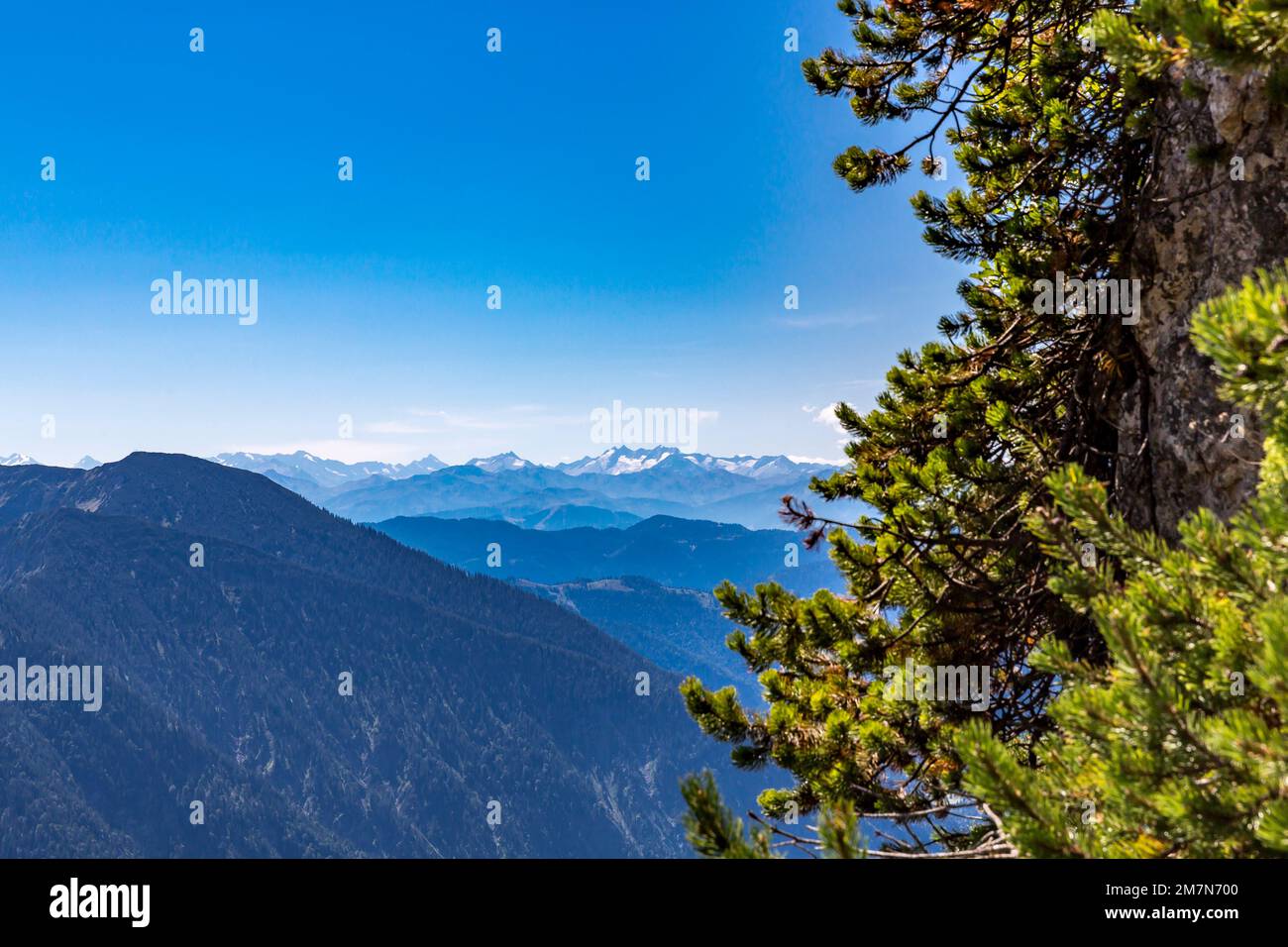 Vista da Wendelstein alle montagne, Hohe Tauern, Venedigergruppe, Bayrischzell, alta Baviera, Baviera, Germania, Europa Foto Stock