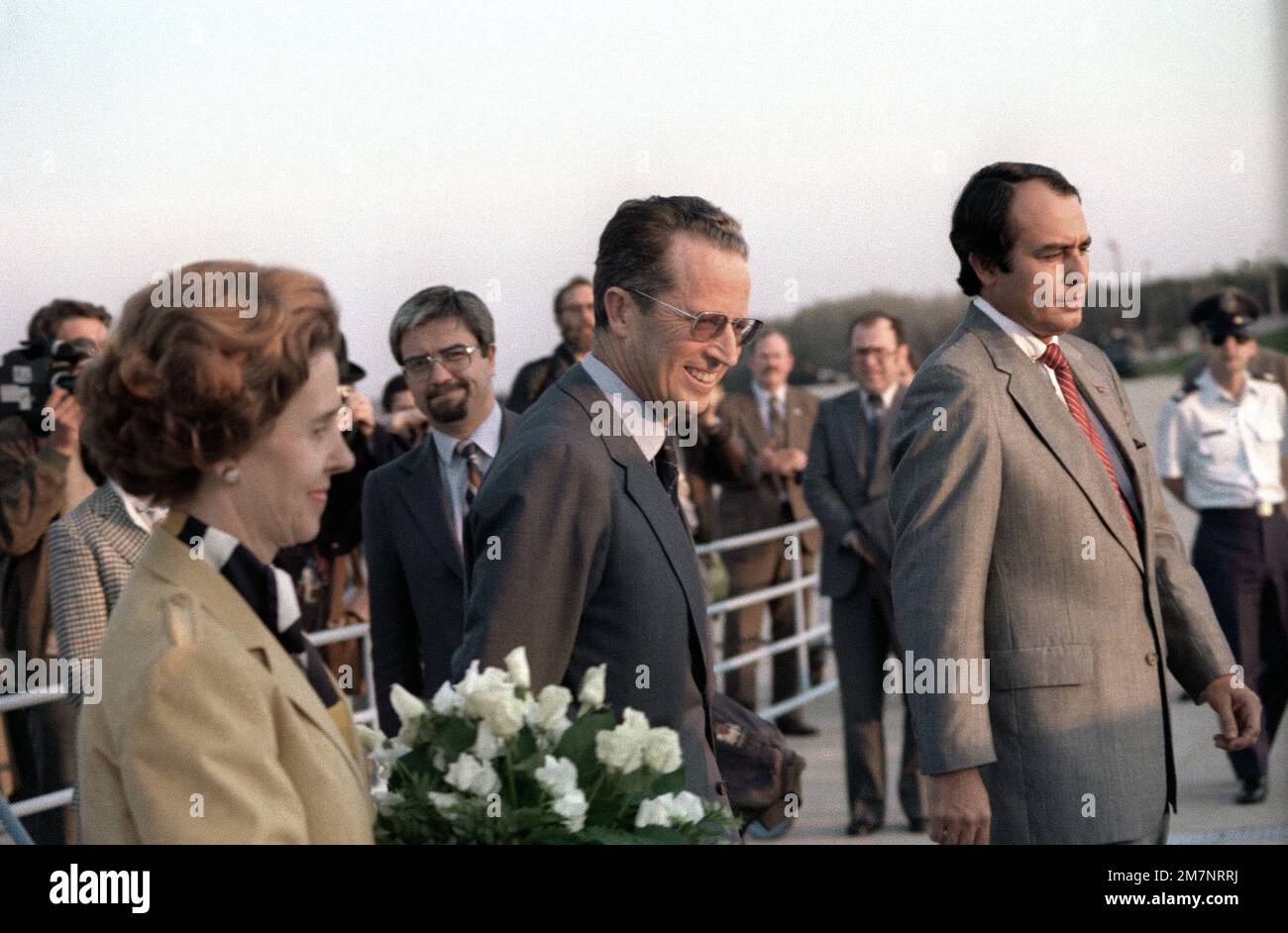 Re Baudouin e la regina Fabiola del Belgio arrivano negli Stati Uniti per una visita. Base: Andrews Air Force base Stato: Maryland (MD) Paese: Stati Uniti d'America (USA) Foto Stock