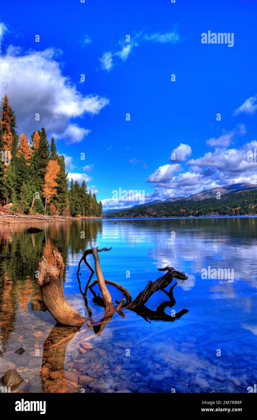 USA, Idaho, Valley County, McCall, Payette Lake, Huckleberry Bay (HDR) Foto Stock