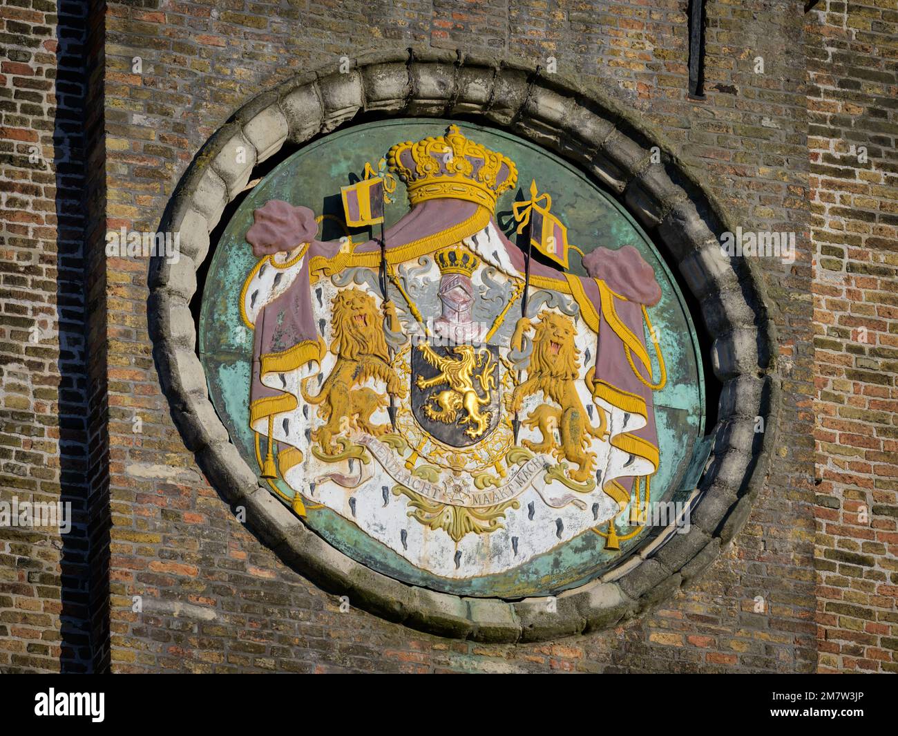 Stemma su una chiesa in belgio, luce del giorno, estate, Bruges (Belgio) Foto Stock