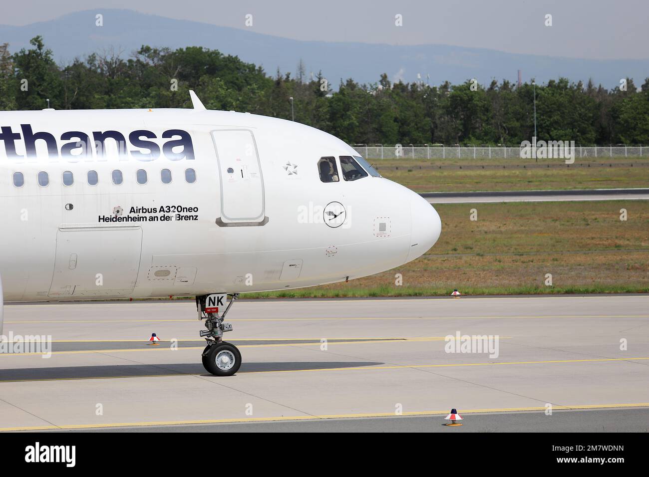 Aeroplani in atterraggio/decollo Foto Stock