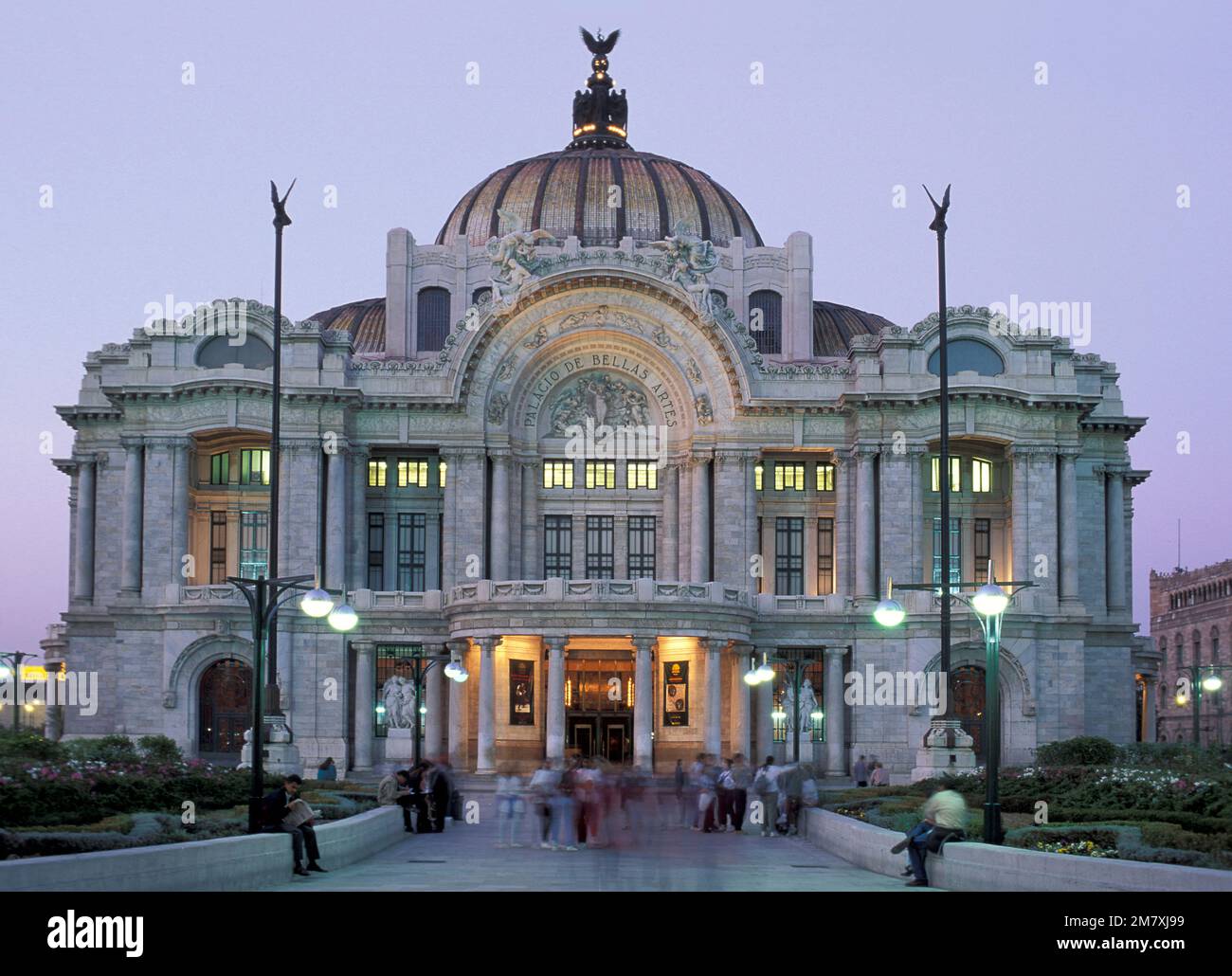 Messico, DF, Palacio de Bellas Artes, Palazzo delle Belle Arti, Alameda Central Park, Foto Stock