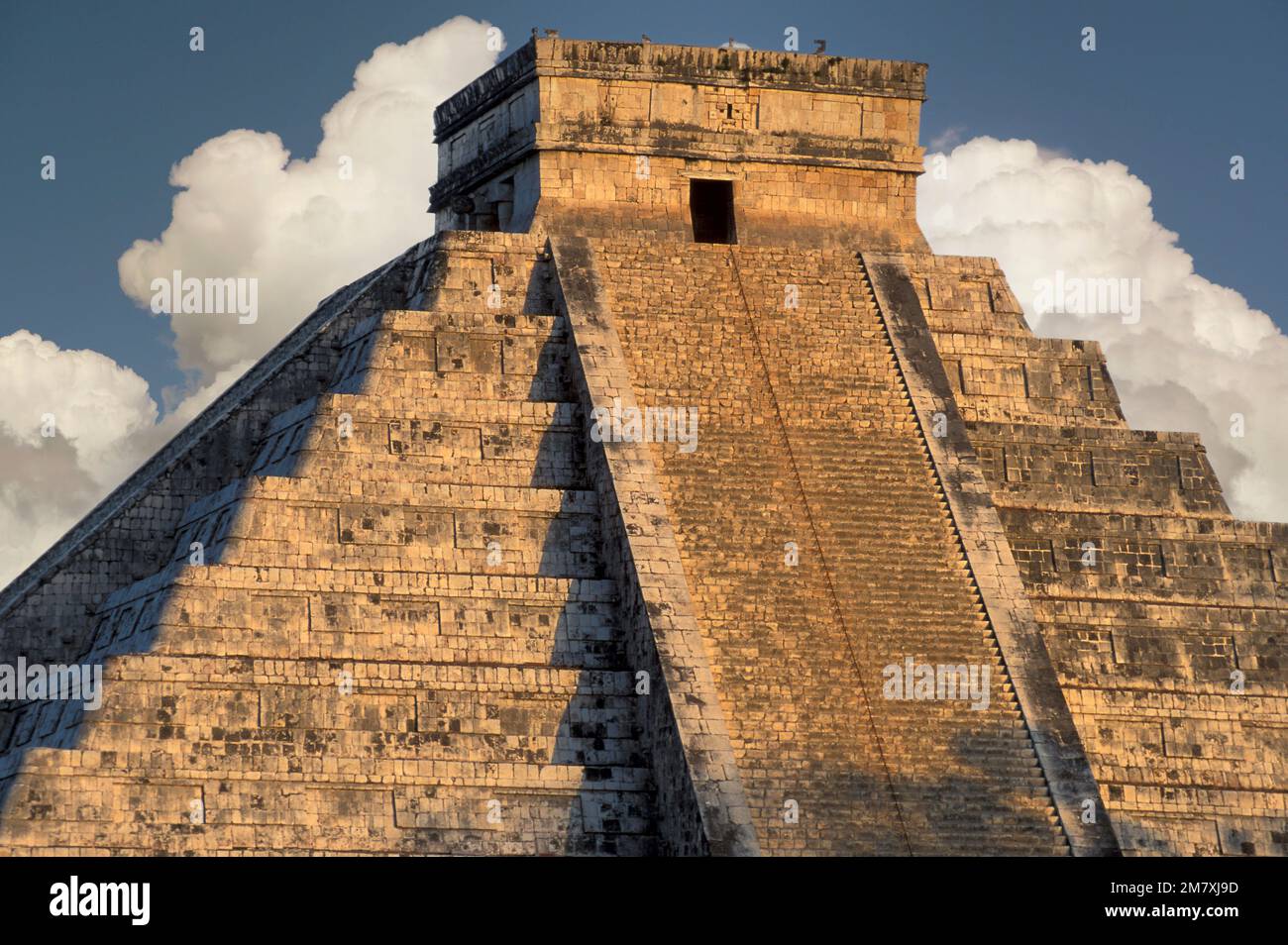Nord America, Messico, Città pre-ispanica di Chichen Itza, Patrimonio Mondiale dell'UNESCO, Kukukan, (m) Foto Stock