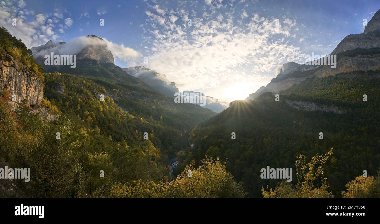Parco Nazionale di Ordesa in autunno Foto Stock