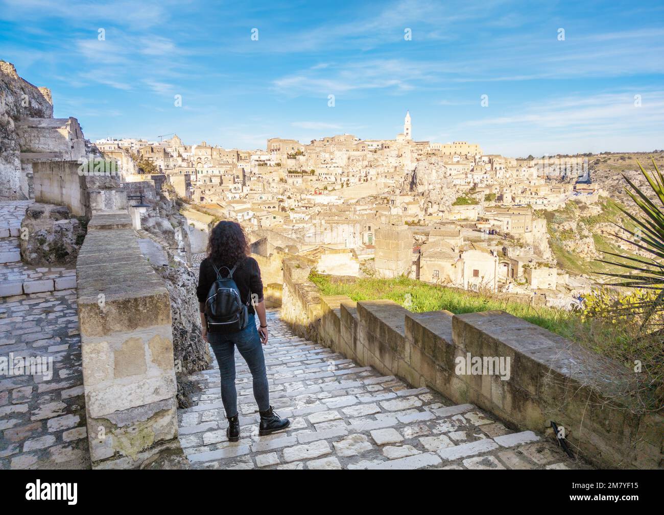 Matera (Basilicata) - il centro storico della città di pietra del sud Italia, attrazione turistica per il famoso centro storico 'Sassi', Murgia e Gravina canyon Foto Stock