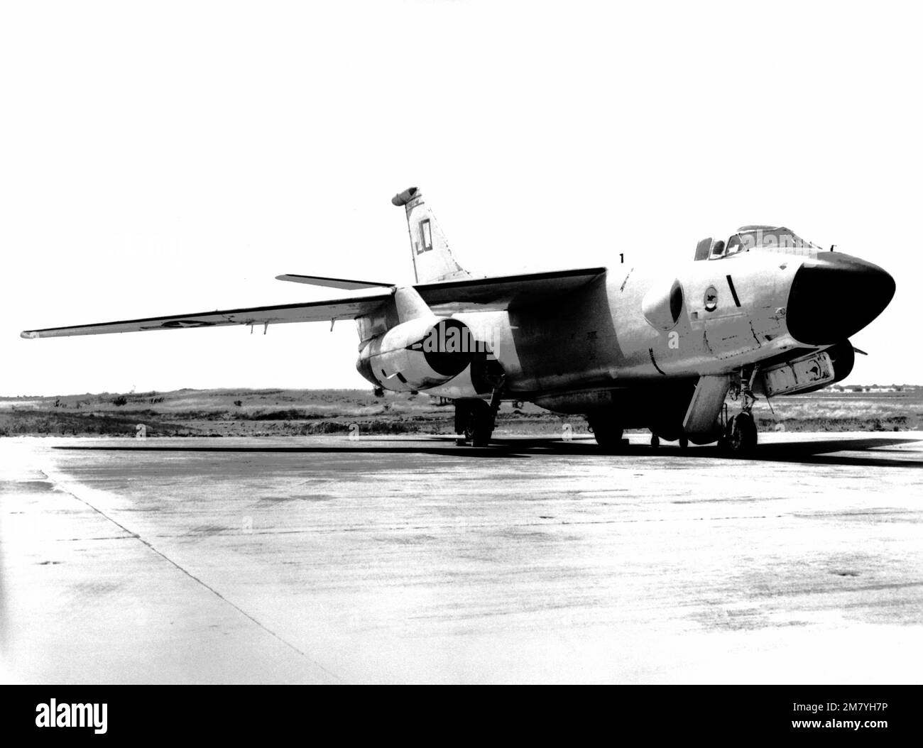 Vista di un aereo Skywarrior Douglas A3D-1Q parcheggiato dalla Fleet Air Reconnaissance Squadron Four (VQ-4). Base: Rota Paese: Spagna (ESP) Foto Stock