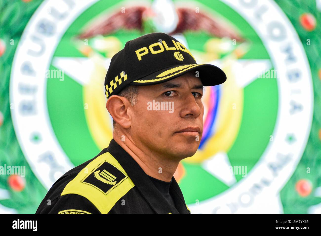 Il direttore della divisione anti-estorsione e rapimento della polizia di Gaula in Colombia, colonnello giovani Cristancho, ha tenuto una conferenza stampa a Bogotà, Colombia, il 11 gennaio 2022. Foto di: Cristian Bayona/Long Visual Press Foto Stock