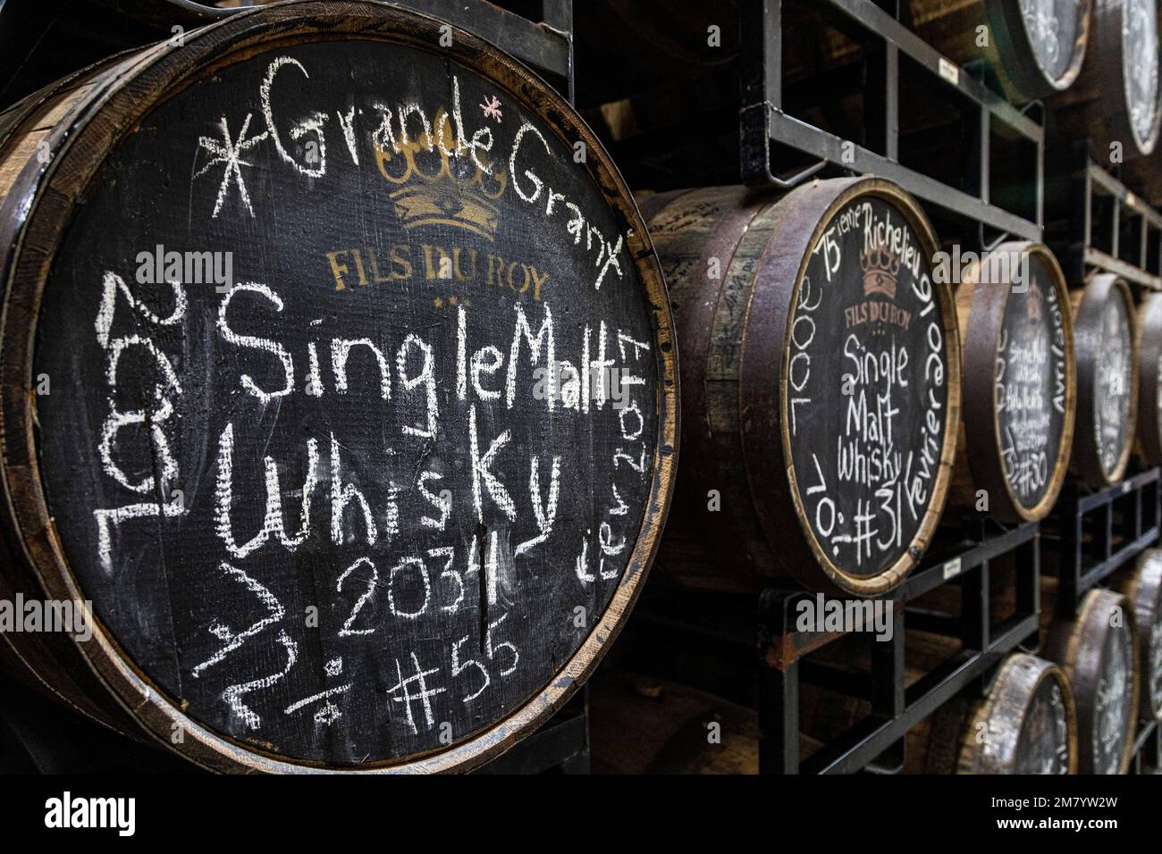 Botte di invecchiamento whiskey, la FILS DU ROY DISTILLERIA, petit-PAQUETVILLE, New Brunswick, Canada, AMERICA DEL NORD Foto Stock