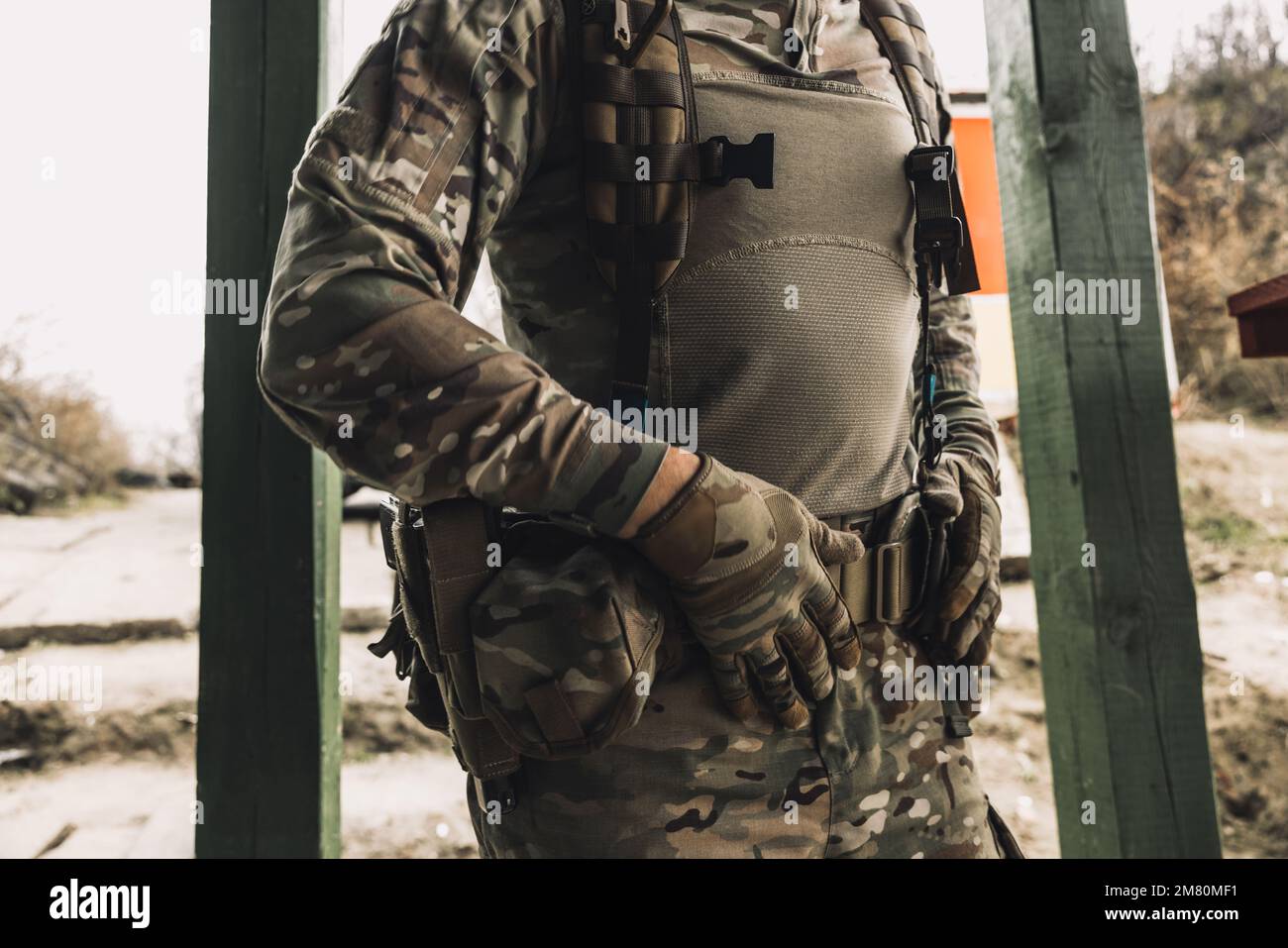 Primo piano di persona in uniforme militare Foto Stock