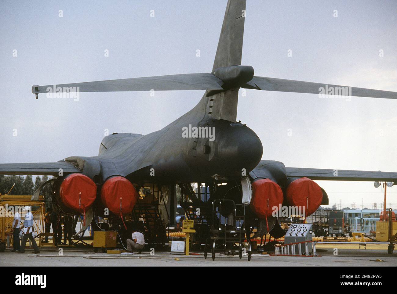 DF-ST-85-12520. Base: Palmdale Stato: California (CA) Nazione: Stati Uniti d'America (USA) Foto Stock
