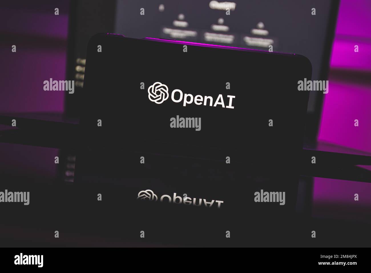 ChatGPT sul computer. Chat GPT è un chatbot di intelligenza artificiale che è stato lanciato da OpenAI Foto Stock