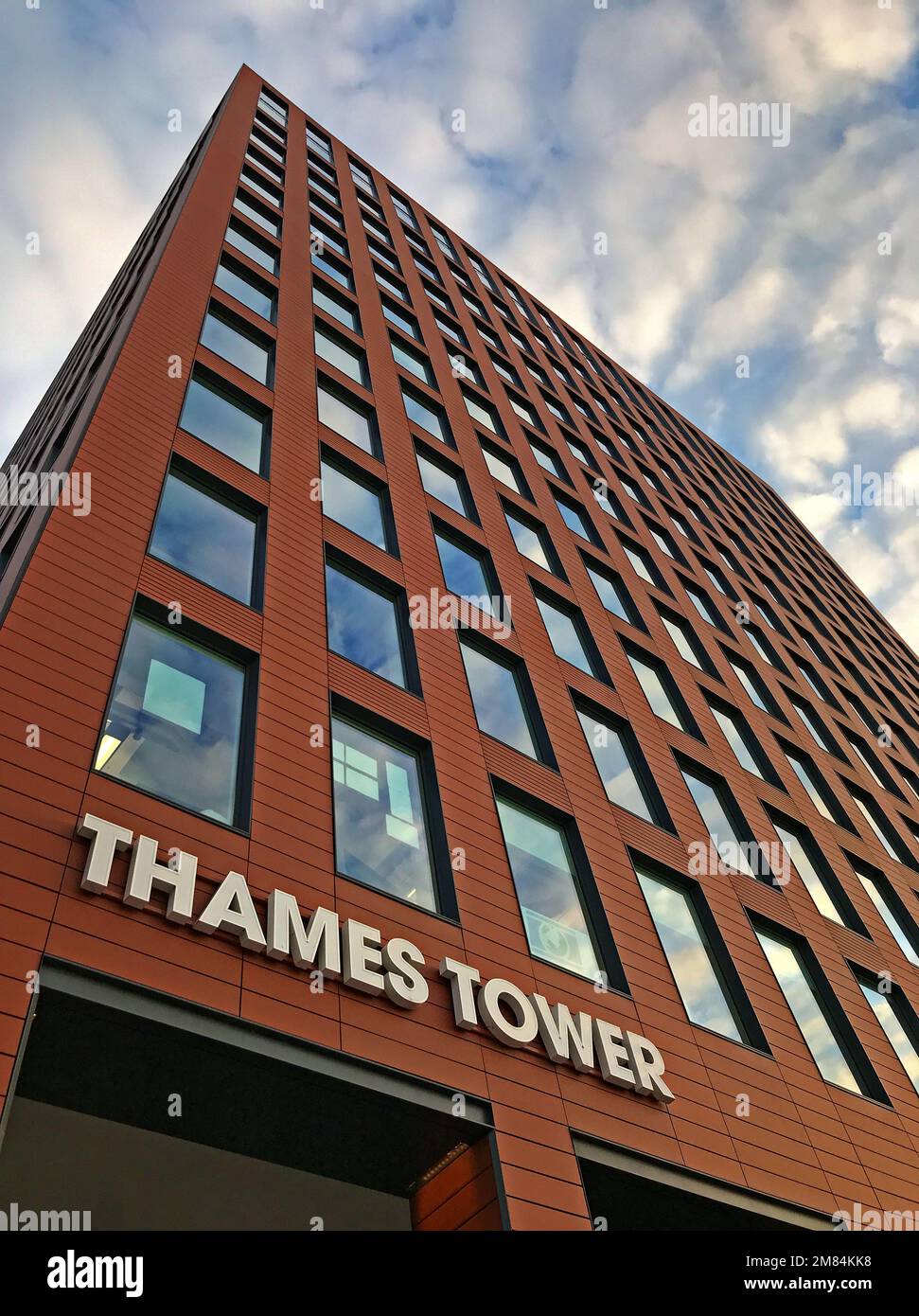 Thames Tower Office Block, Station Rd, Reading, Berkshire, Inghilterra, REGNO UNITO, RG1 1LX Foto Stock