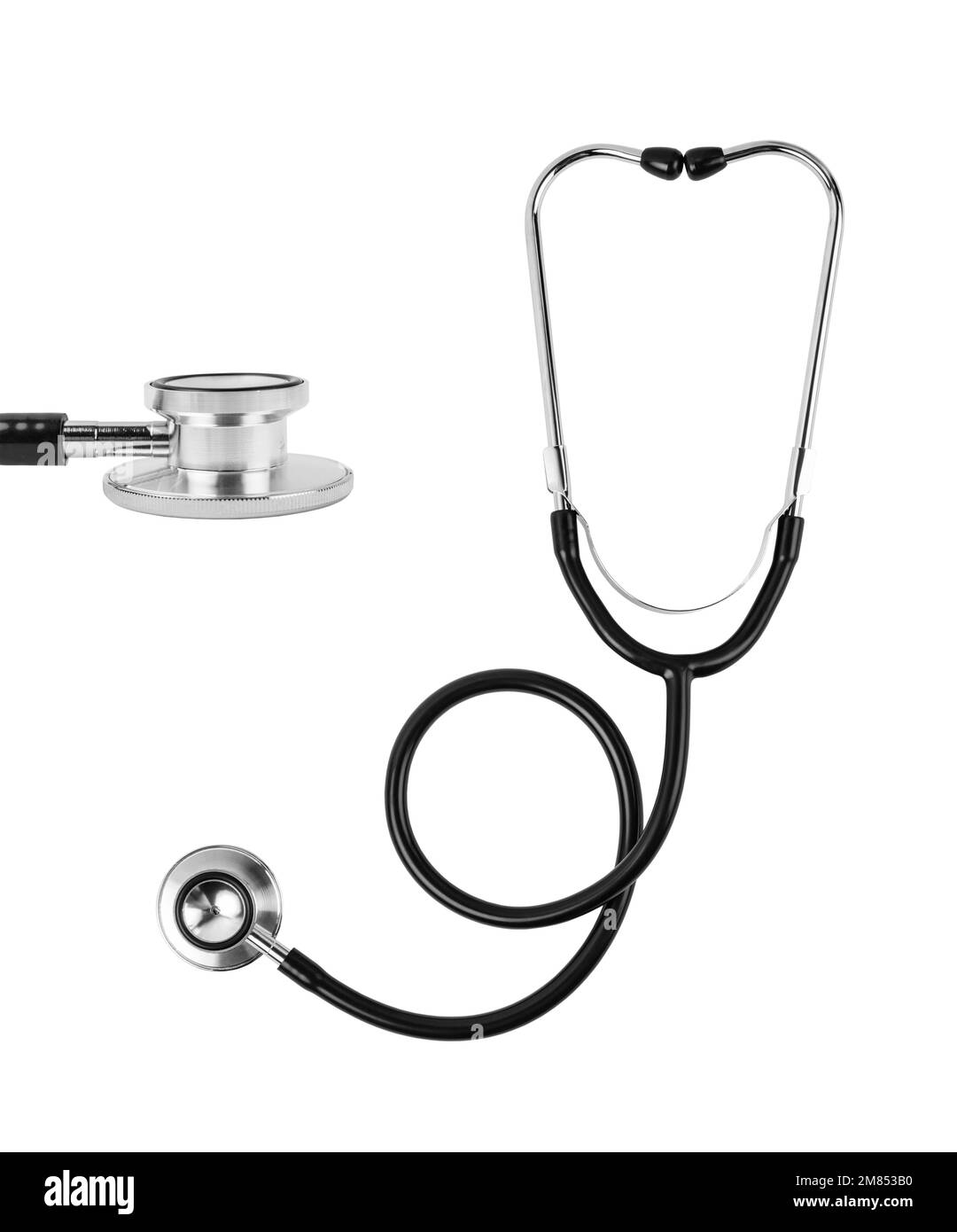 Stetoscopio nero medico su sfondo isolato bianco. Percorso di ritaglio salvato. Foto Stock