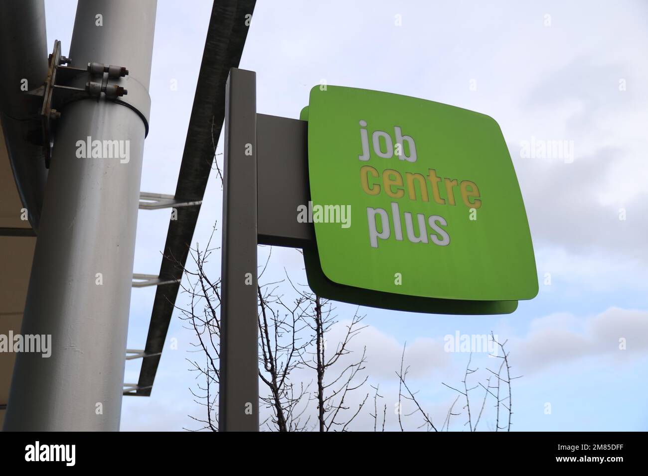 LONDRA, Regno Unito - 11 gennaio 2023: Cartello Job Centre Plus. Foto Stock