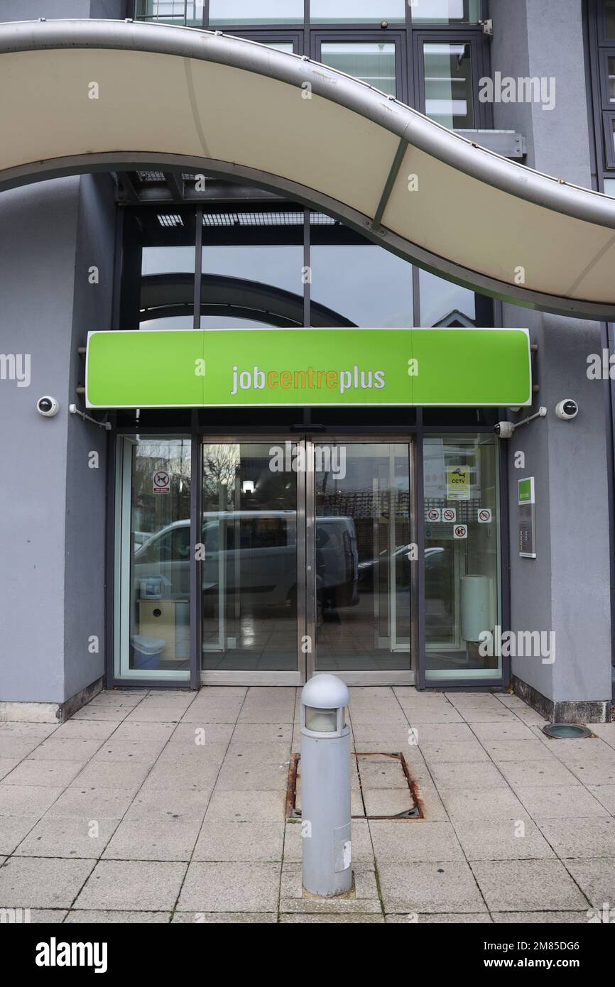 LONDRA, Regno Unito - 11 gennaio 2023: Job Centre Plus ad Acton. Foto Stock