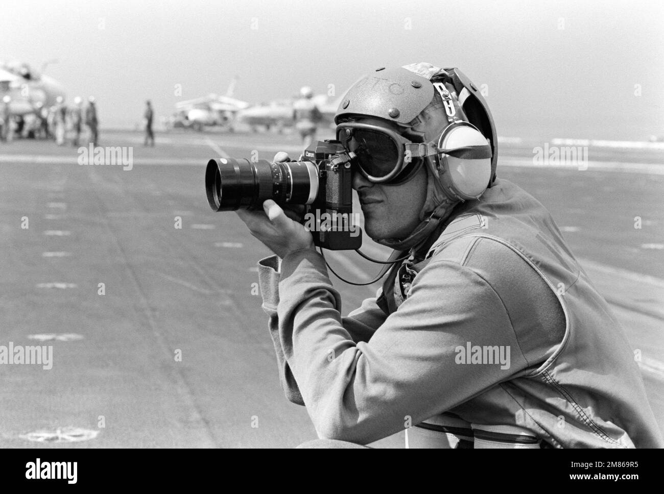 DN-SN-87-03492. Oggetto operazione/Serie: DETERMINAZIONE DISPLAY '86 base: USS John F. Kennedy (CV 67) Paese: Mar Mediterraneo (MED) Foto Stock