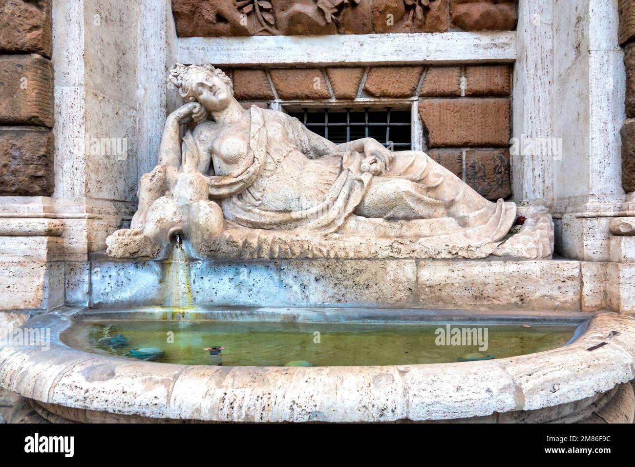 Statua della Dea Diana in Piazza delle quattro Fontane, Roma Foto Stock