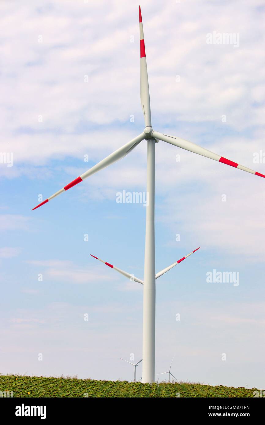 Le turbine eoliche energia verde dell'industria Foto Stock