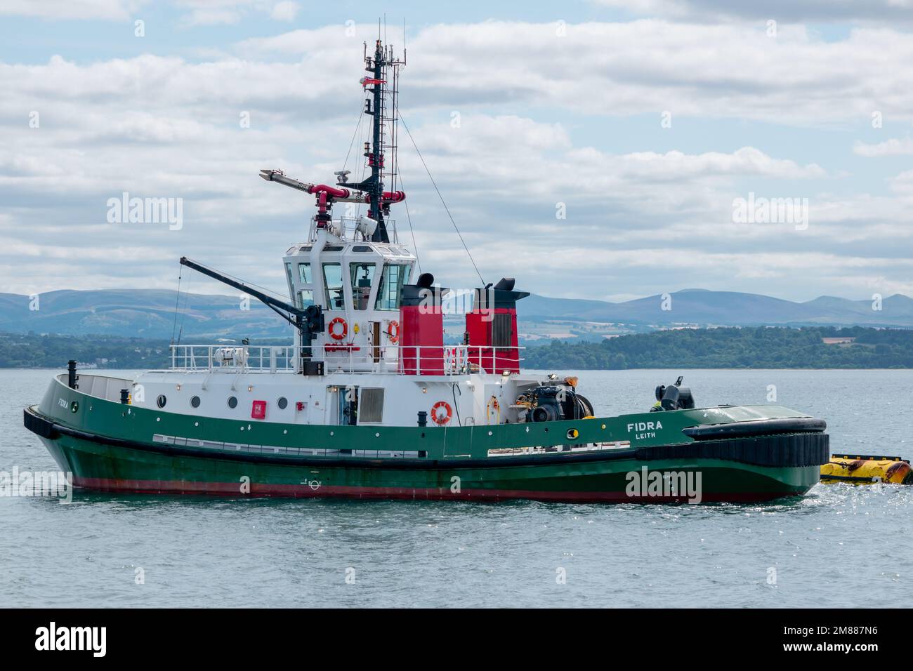 La barca Fidra Tug ormeggiata nel Firth of Forth Foto Stock