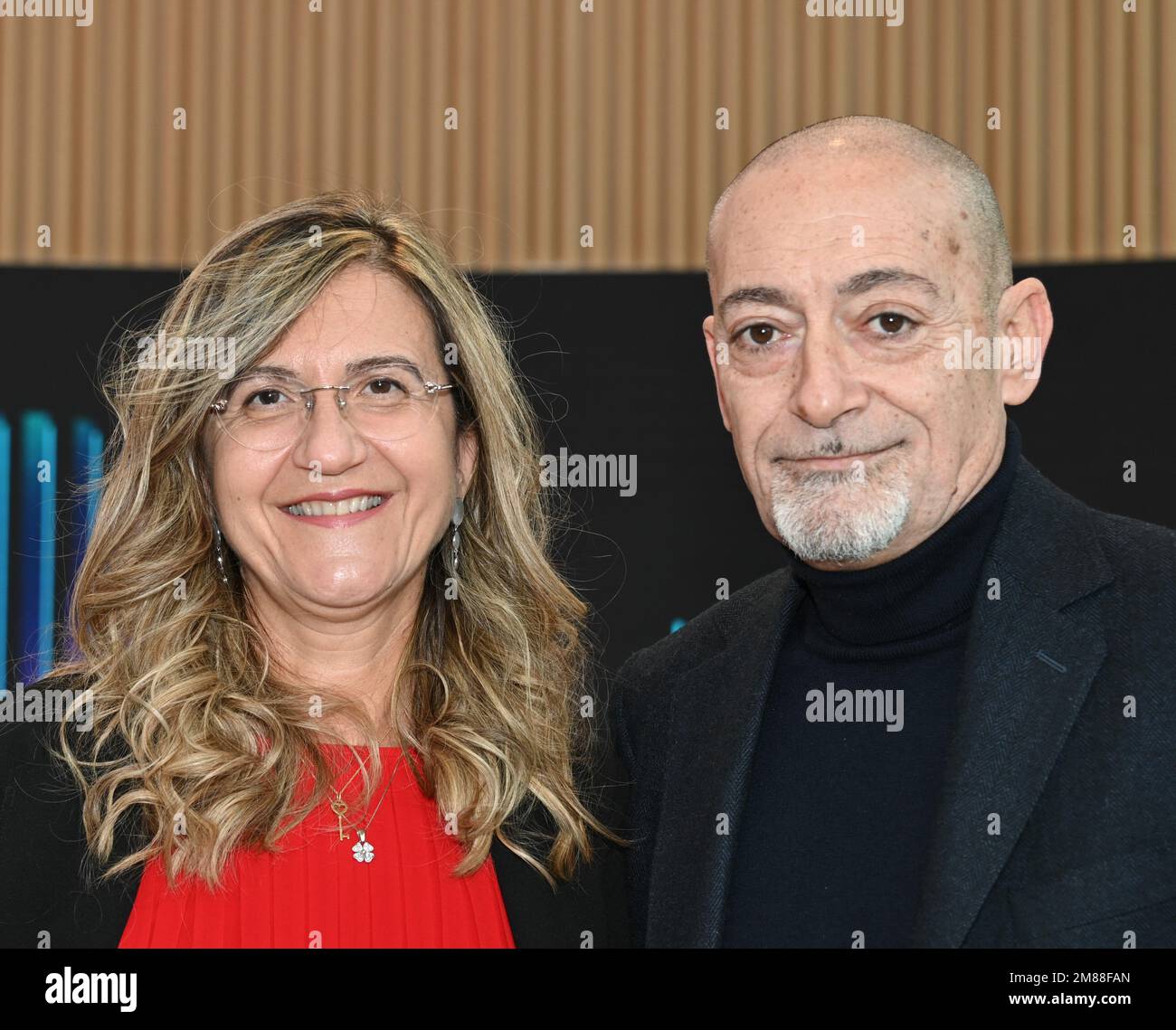 Milano, Italia. 12th Jan, 2023. Milano, Italia PONDEROSA MUSICA E ARTE E VOLVO STUDIO MILANO conferenza di presentazione con Michele Crisci Presidente e Amministratore Delegato di Volvo Car Italia, Chiara Angeli Direttore Vendite e Marketing di Volvo Car Italia, Elisabetta Sgarbi, Elisabetta Sgarbi redattore e regista italiano nella foto :Michele Crisci Presidente e Amministratore Delegato di Volvo Car Italia, Chiara Angeli Direttore Vendite e Marketing di Volvo Car Italia Credit: Independent Photo Agency/Alamy Live News Foto Stock