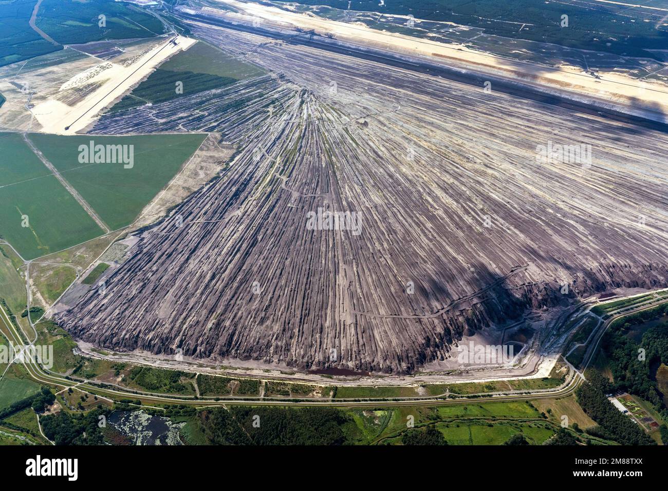 Veduta aerea della miniera di lignite Reichwalde opencast, lignite, carbone, energia, Lausitz, Bergbau AG, zona mineraria di lignite, Reichwalde, Sassonia, Germania Foto Stock