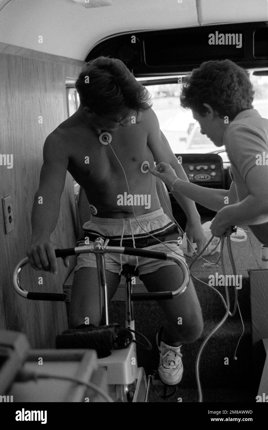 DN-SN-89-10803. Base: Naval Station, San Diego Stato: California (CA) Paese: Stati Uniti d'America (USA) Foto Stock