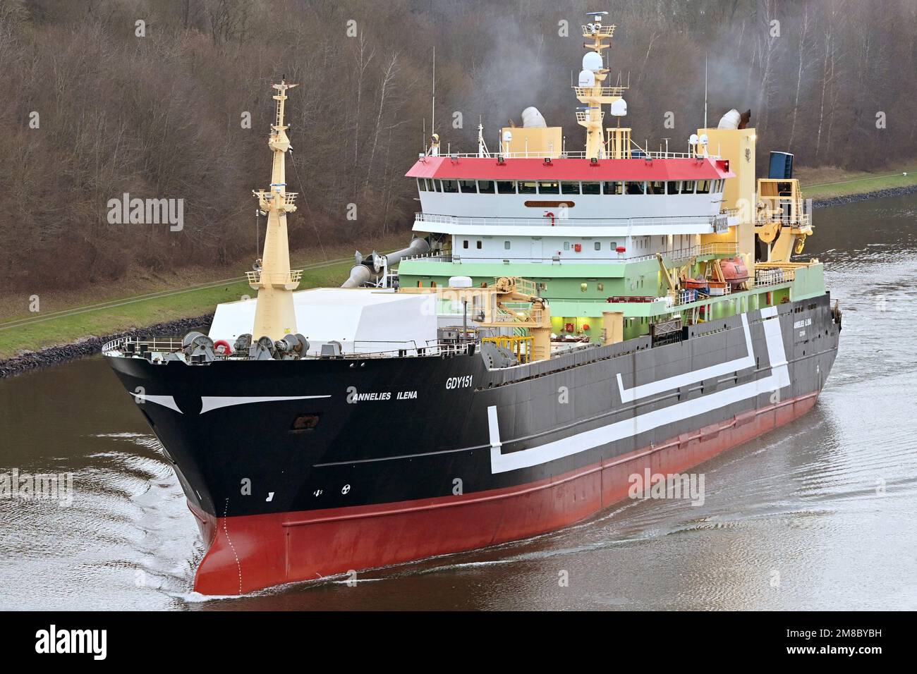 Fish Factory Ship ANNELIES ILENA al canale di Kiel Foto Stock