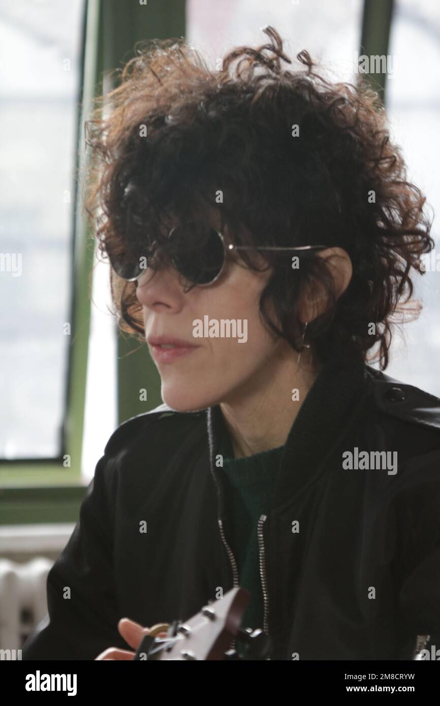 LP - Laura Pergolizzi filma una sessione a Brooklyn, New York Foto Stock