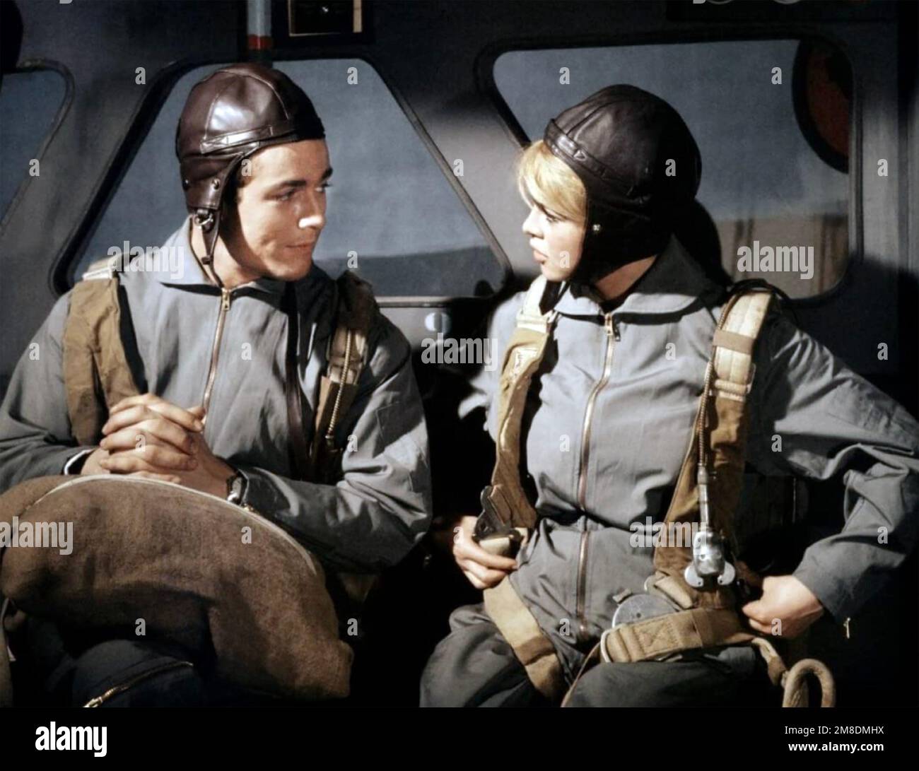 BABETTE va alla guerra 1959 Columbia Pictures Film con Brigitte Bardot e Jacques Charrier Foto Stock