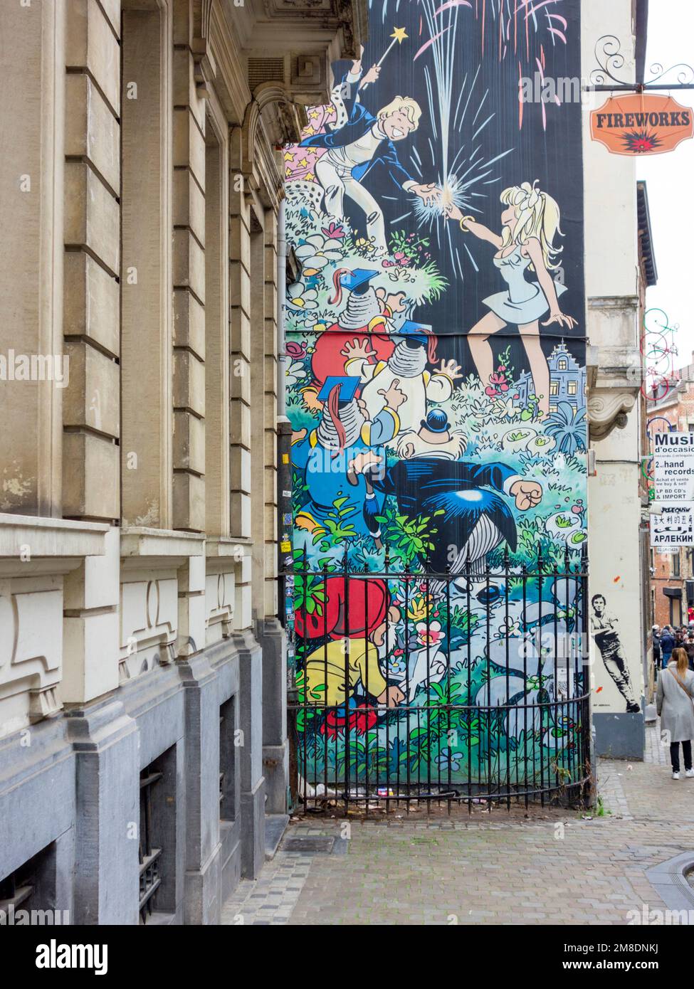 Street Art a Bruxelles/Belgio. La città è famosa per i suoi graffiti murali. Foto Stock