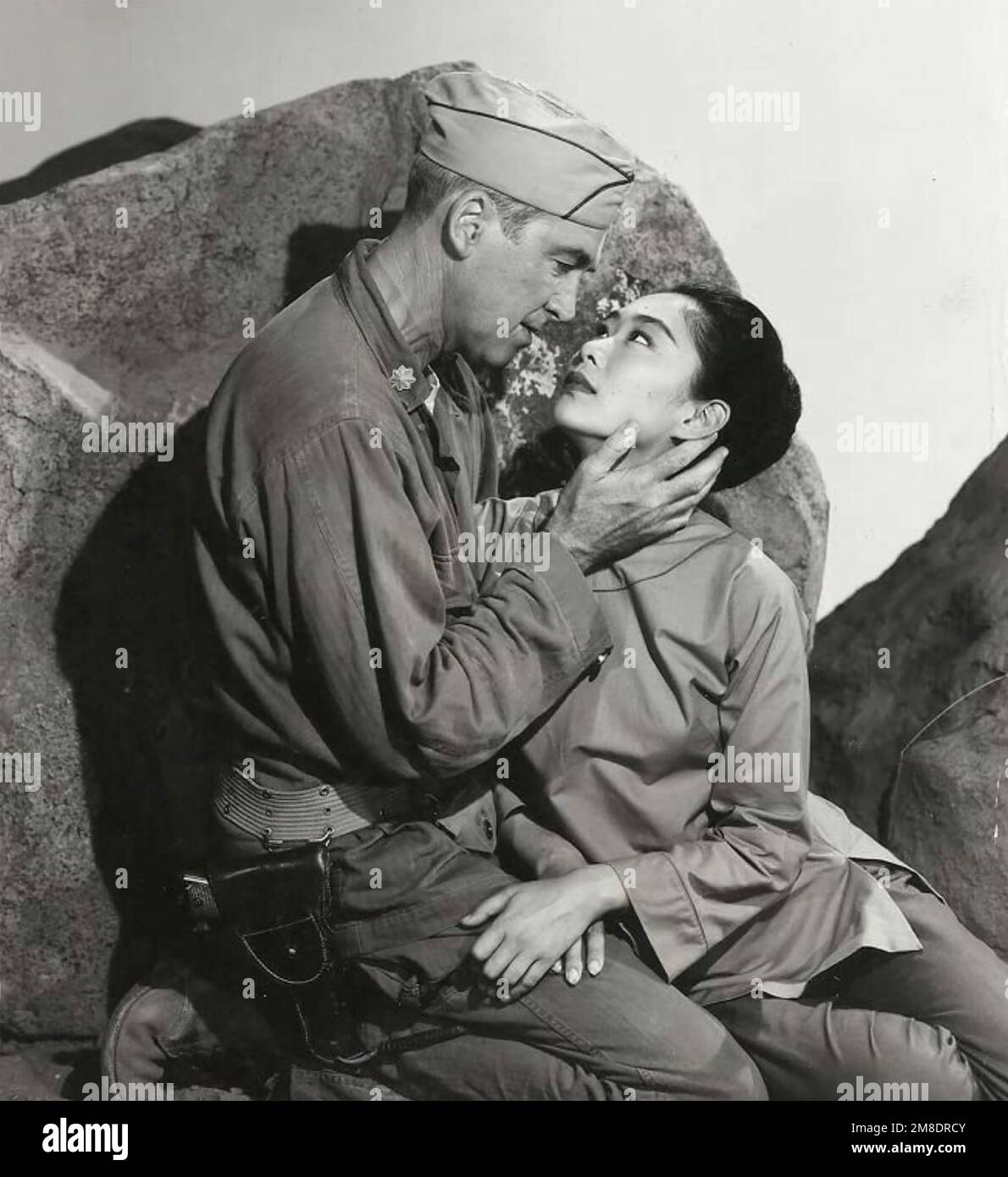 THE MOUNTAIN ROAD 1960 Columbia Pictures film con James Stewart e Lisa Lu Foto Stock