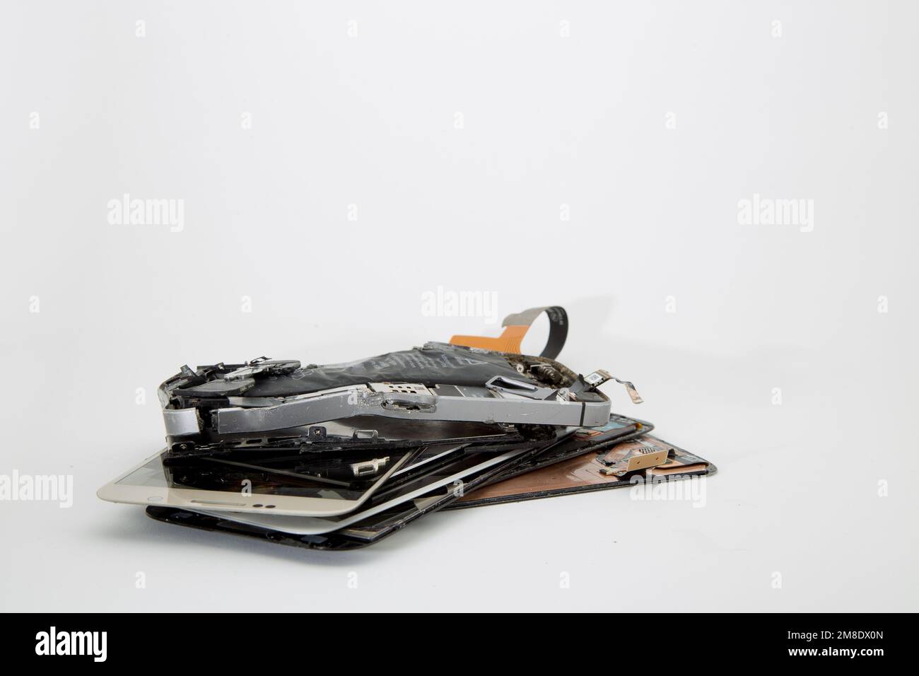 Telefono cellulare, parti e componenti rotti Foto Stock