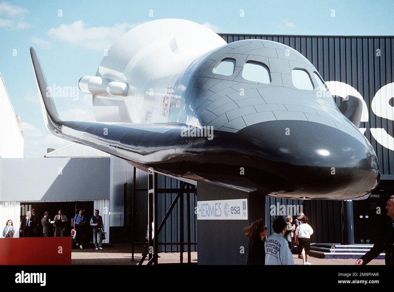 Una simulazione della navicella spaziale Hermes dell'Agenzia spaziale europea è esposta su un piedistallo al Paris Air Show 1991. Base: Paris Nazione: France(fra) Foto Stock