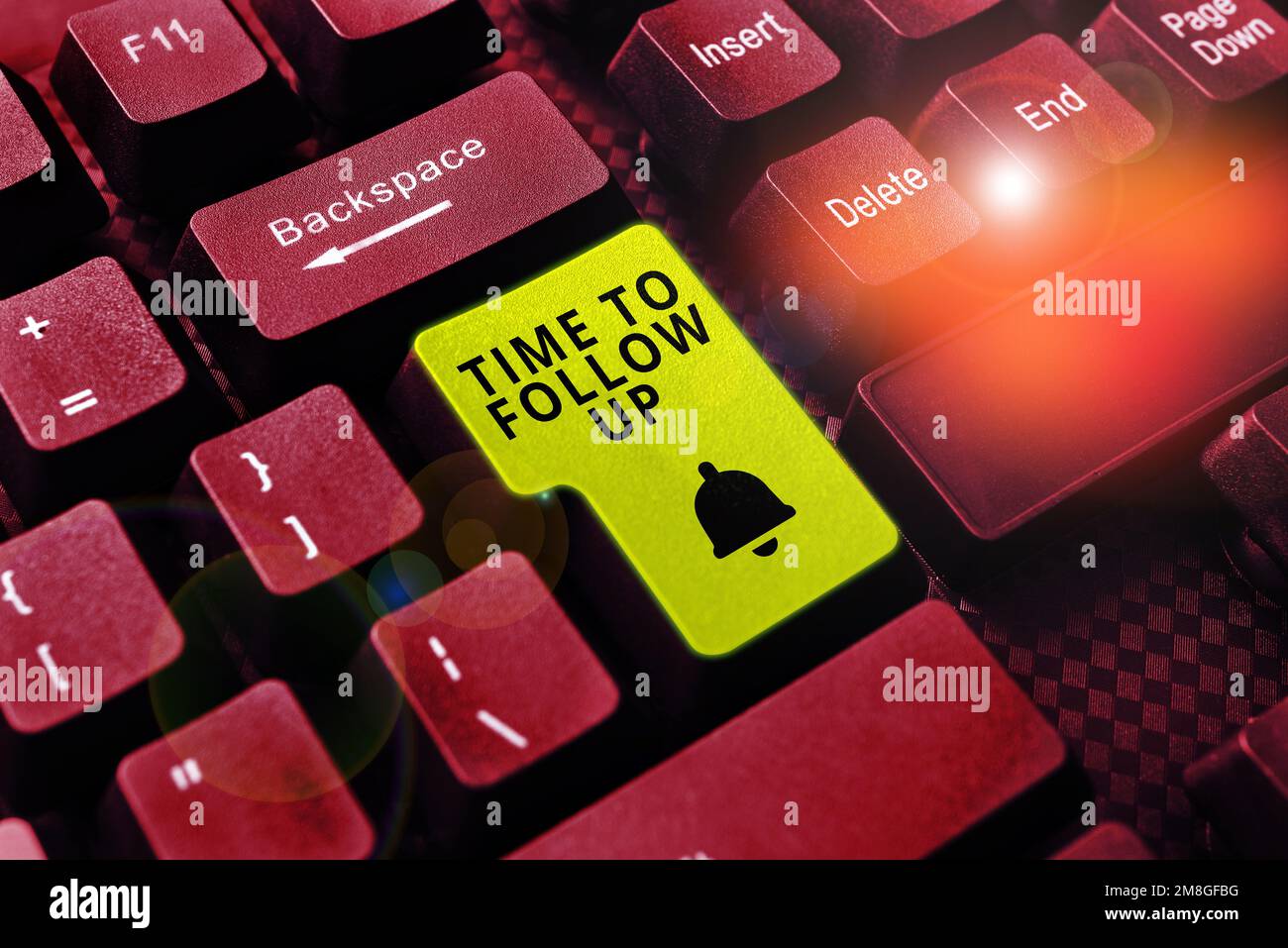 Segno che visualizza il tempo di follow-up, concetto che significa richiesta dell'attività precedente o continuazione delle informazioni Foto Stock