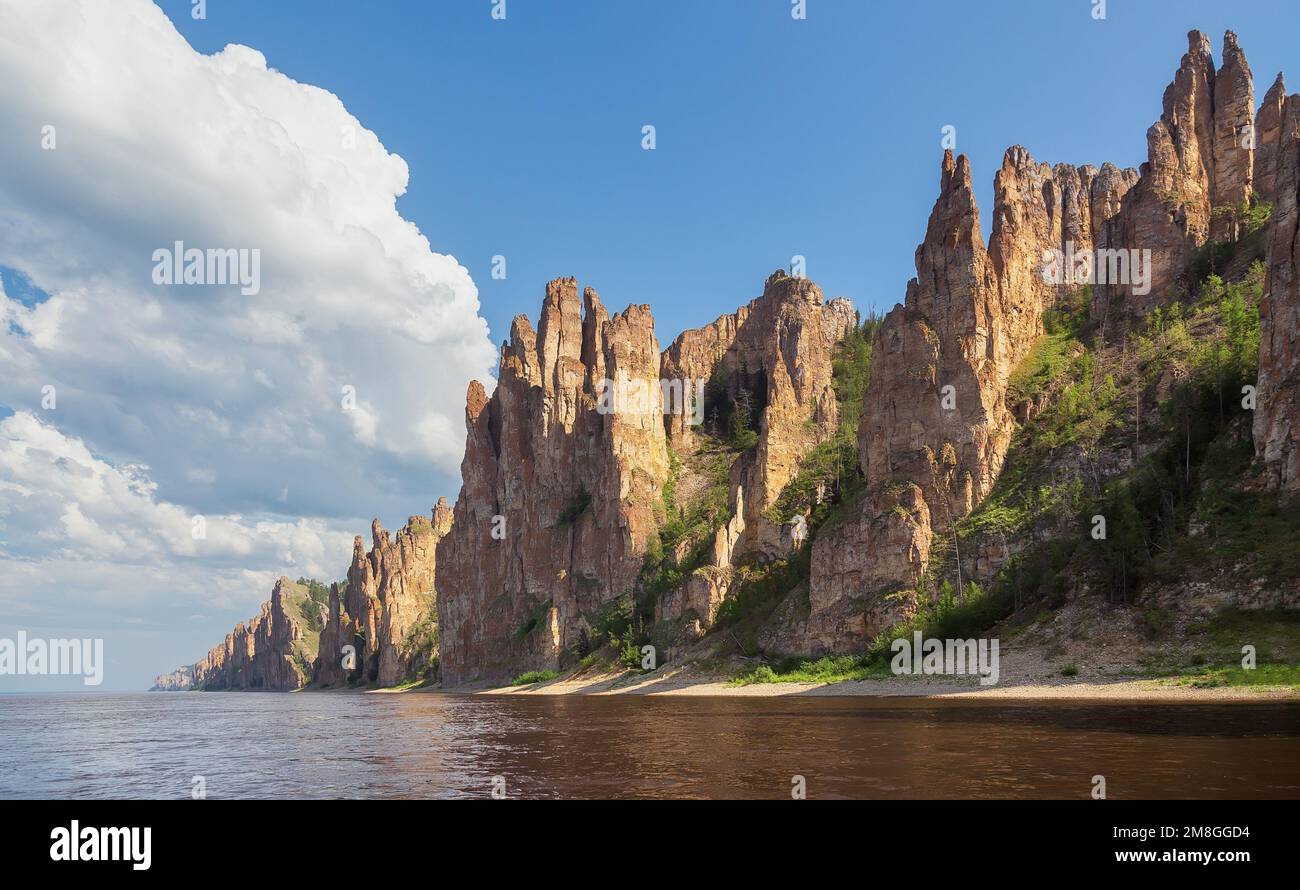 Parco nazionale dei pilastri di Lena a Yakutia, Russia, patrimonio mondiale dell'UNESCO Foto Stock