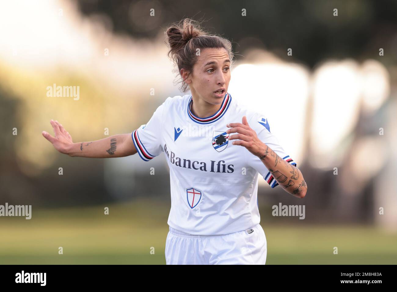 San Giovanni, Italia, 14th gennaio 2023. Elisabetta Oliviero di UC Sampdoria reagisce durante la Serie A Femminile Match allo Stadio Ernesto Breda di San Giovanni. L'immagine di credito dovrebbe essere: Jonathan Moskrop / Sportimage Foto Stock