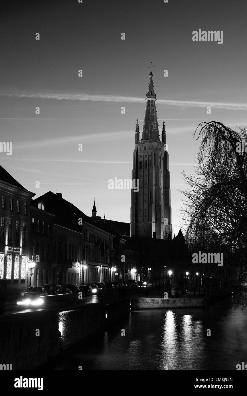 Chiesa di Nostra Signora di Bruges città, Fiandre occidentali nella regione fiamminga del Belgio. La città di Bruges è un sito Patrimonio Mondiale dell'UNESCO. Foto Stock