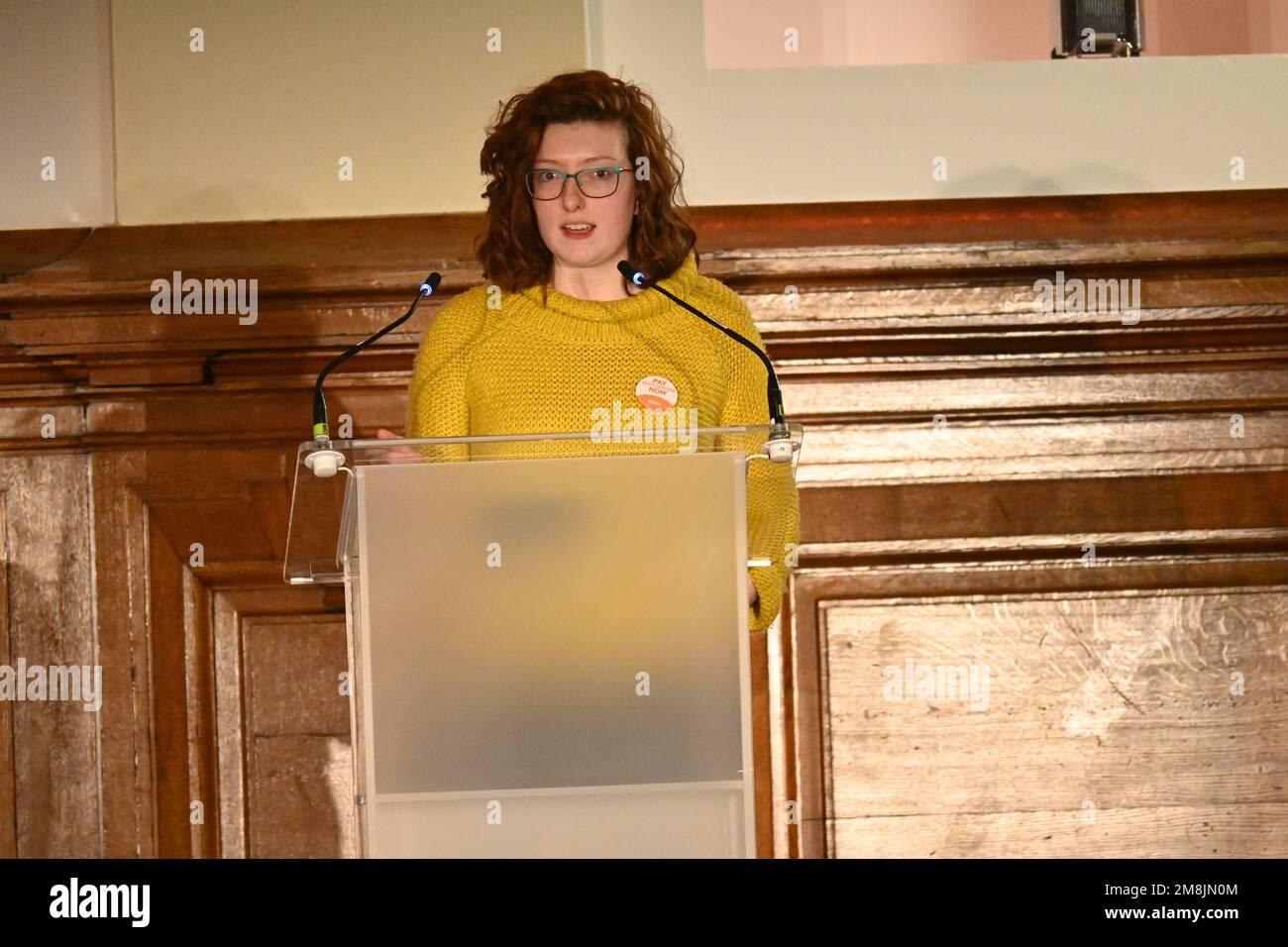 Londra, Regno Unito. 14 gennaio 2023. Emma Runswick è un vice presidente del BMA UK council al BMA Junior Doctors Committee nel Regno Unito sta organizzando un raduno per il ripristino delle retribuzioni al Central Hall Westminster. Credit: Vedi li/Picture Capital/Alamy Live News Foto Stock