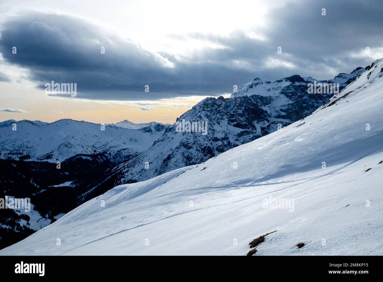 Abendstimmung bei einer Skitour in den Stubaier Alpen Foto Stock