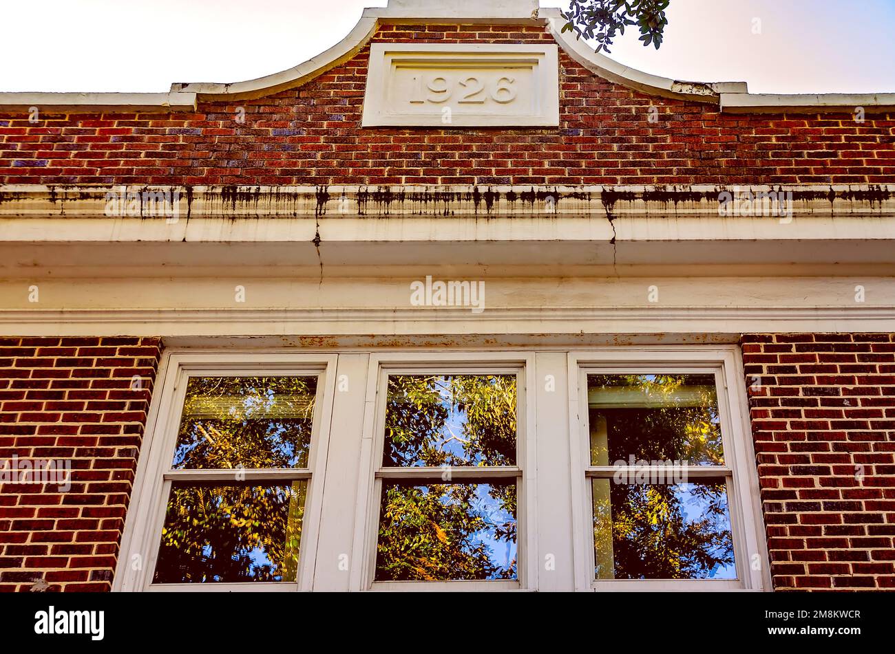 Lovelace Drugs è nella foto, 28 dicembre 2022, a Ocean Springs, Mississippi. La farmacia, originariamente nota come Ocean Springs Drugs, fu costruita nel 1926. Foto Stock