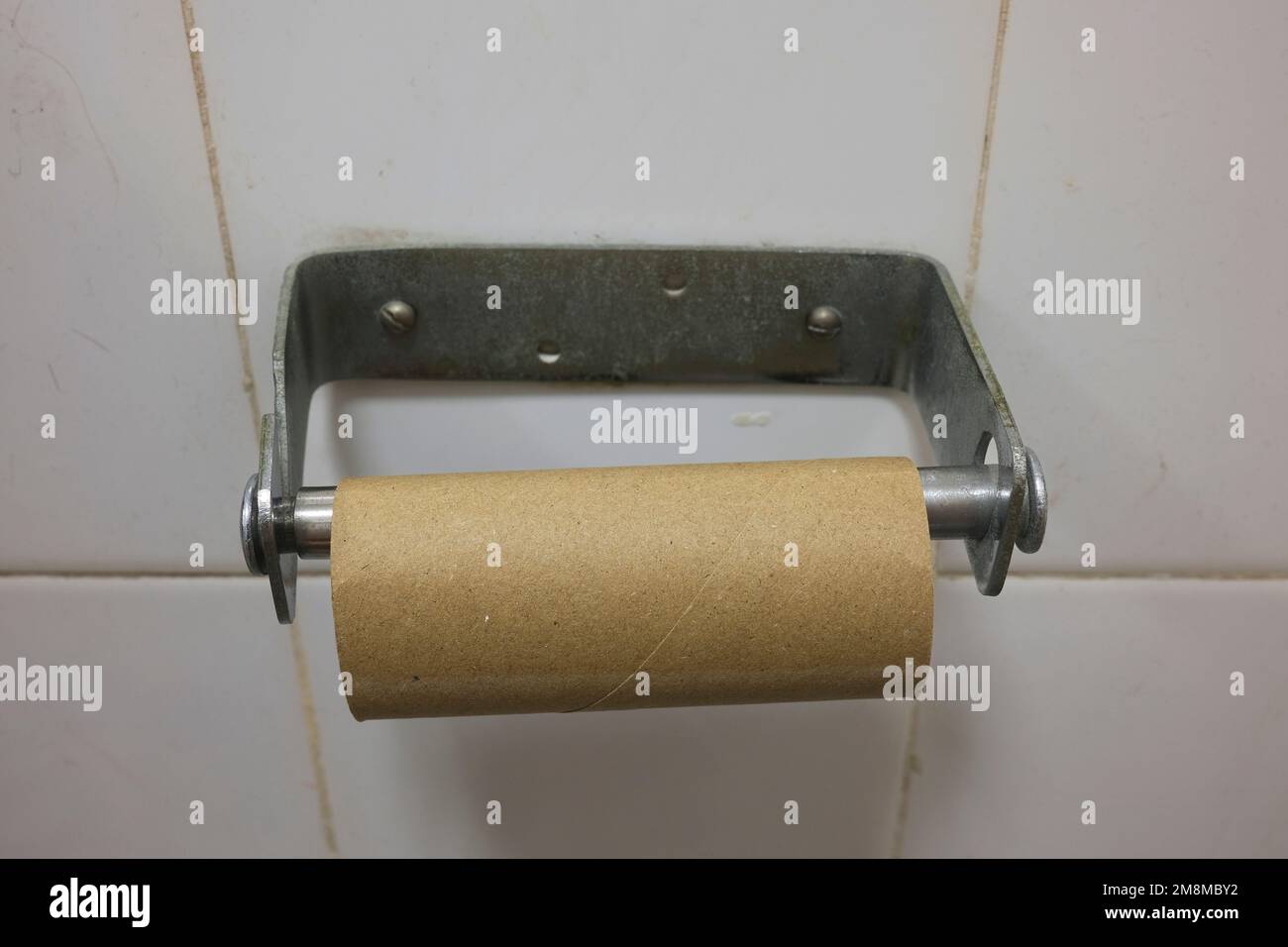 Portarotolo carta igienica vuoto Foto Stock