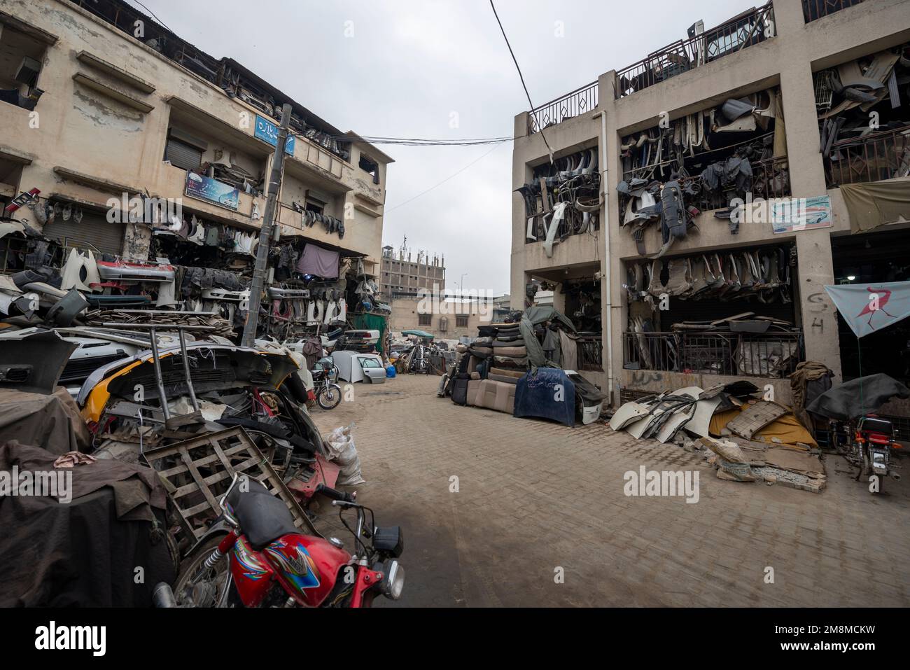 Ricambi auto bazaar, Peshawar, Pakistan Foto Stock