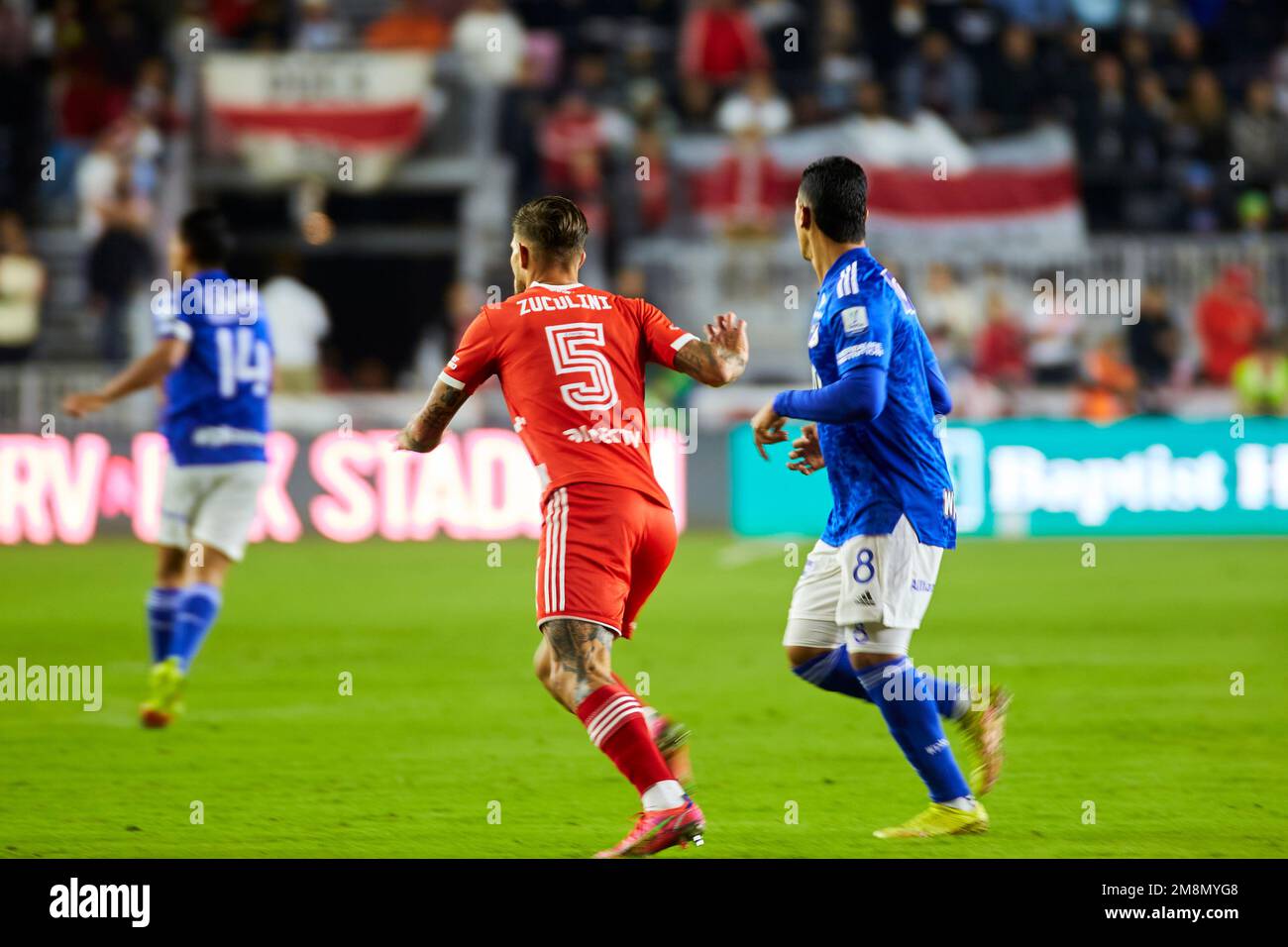 Fort Lauderdale, Florida, Stati Uniti. 14th gennaio 2022. Amichevole partita di calcio tra le parti più di successo del calcio sudamericano a River Plate, storici e iconici giganti argentini, e Millonarios, potenza colombiana al DRV Pink Stadium a Fort Lauderdale, Florida. Credit: Yaroslav Sabitov/YES Market Media/Alamy Live News Foto Stock