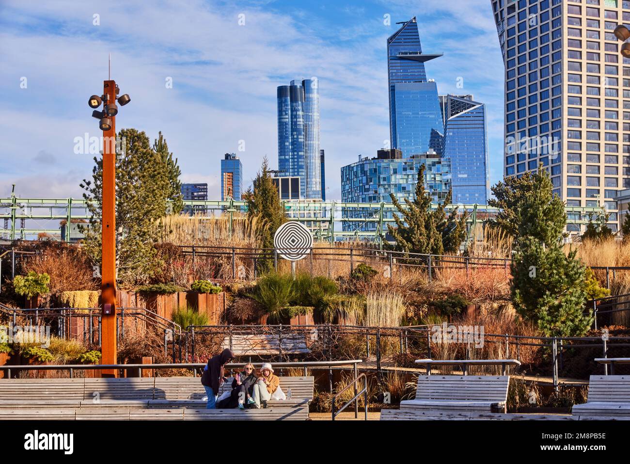 New York City Manhattan Floating Island Park West Side Little Island Pier 55, Hudson River Park, del designer inglese Thomas Heatherwick Foto Stock