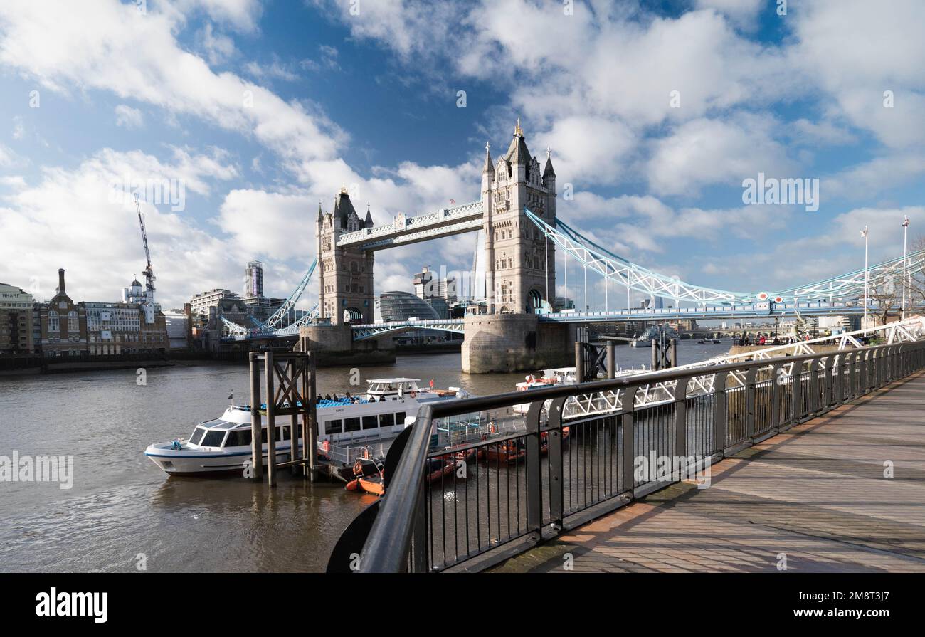 Tower Bridge, Londra, Inghilterra Foto Stock Tower Bridge, Londra, Inghilterra Foto Stock