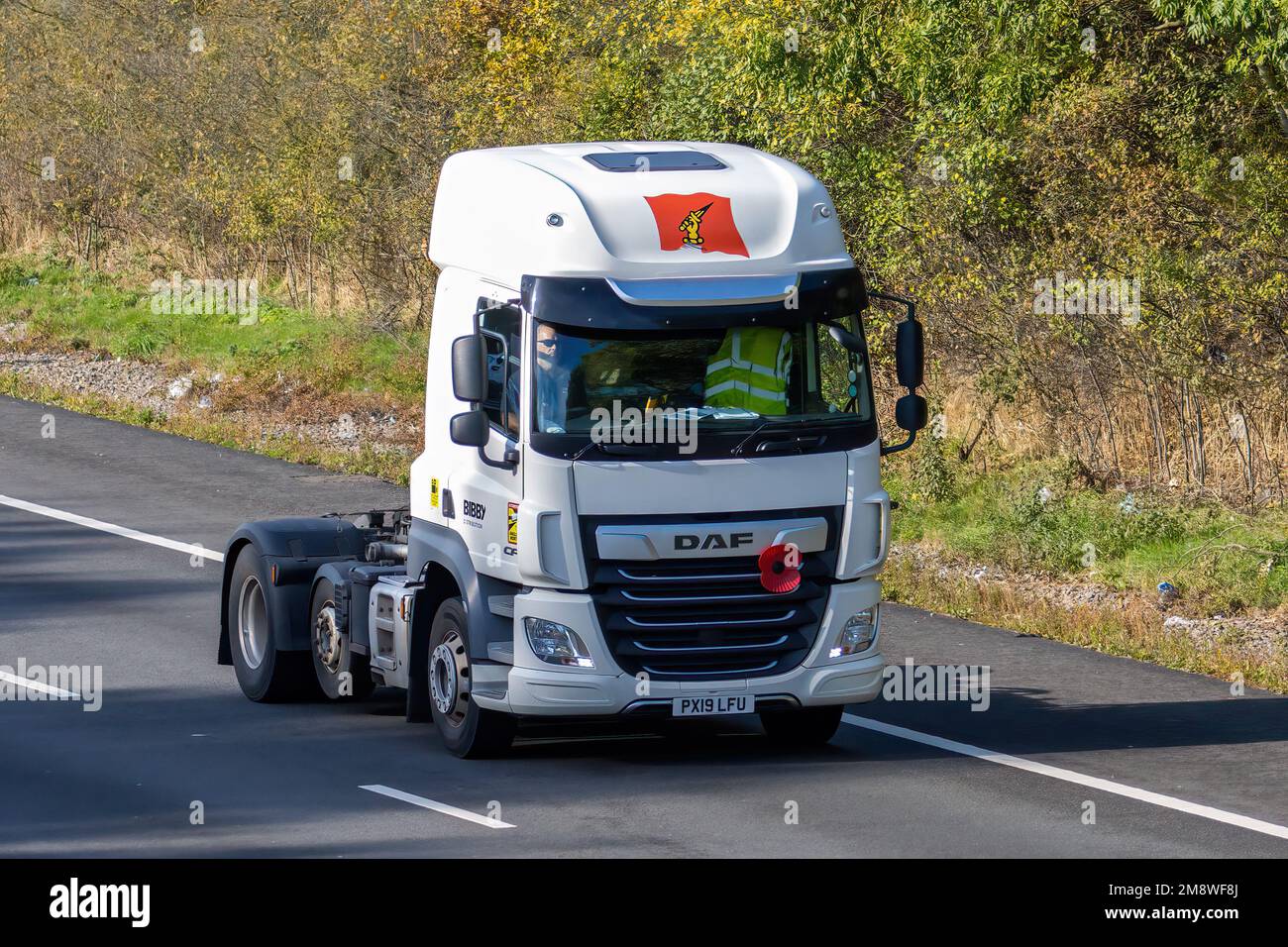 Menzies Distribution DAF CF PX19 LFU Foto Stock